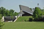 DerWolkenturmImSchlossparkGrafenegg1750SitzplaetzeFotoPrinzSCHNAPPENat.JPG