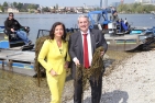 02018AlteDonau3350TonnenWasserpflanzenUlliSimaUndErnstNevrivyFotoPIDVotavaMartin