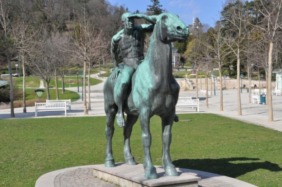 NackteReiterKurparBadenOesterreich