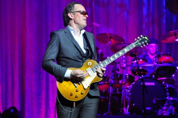 2015BonamassaKonzertWienFotoWilhelmBoehmOnlineMagazinSCHNAPPENat