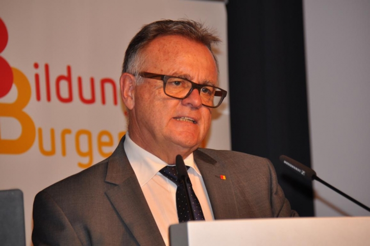 LandeshauptmannHansNiesslFotoPrinzSCHNAPPENat