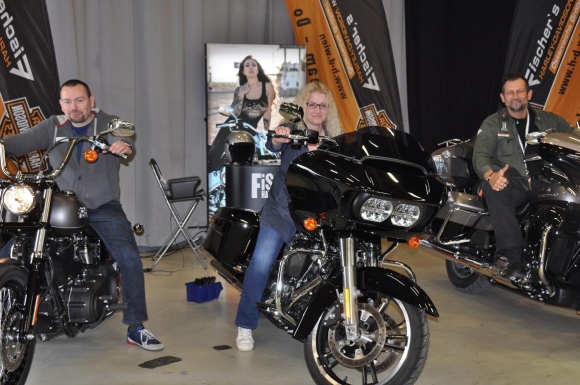 HarleyDavidsonProbefahrtenWrNeustadtFotoPrinzSCHNAPPENat