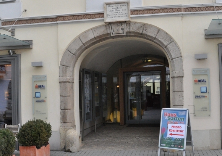 WrNeustadtSparkasseiZoneKleinerFestsaalFotoAnnemariePrinz