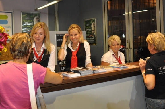 WrNeustadtArenaNovaTeamFotoPrinz
