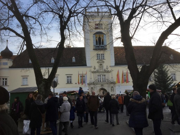 2017WeihnachtsmarktAdventStimmungImStiftHeiligenkreuzFotoPrinzSCHNAPPENat
