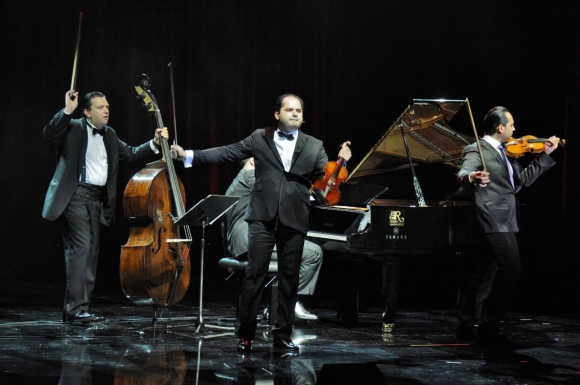 2016AuftrittJanoskaEnsembleFotoPrinzSCHNAPPENat