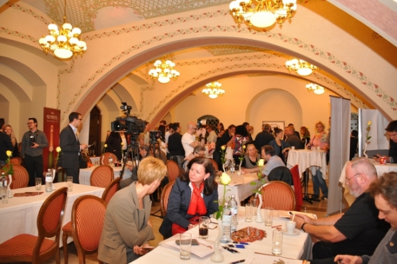 PressekonferenzRathauskellerKabarettfestivalCopyrightAnnemariePrinz