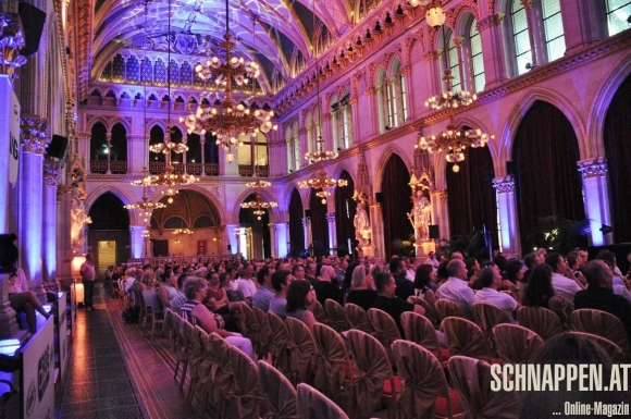 FestsaalWienerRathausFotoPrinzSCHNAPPENat