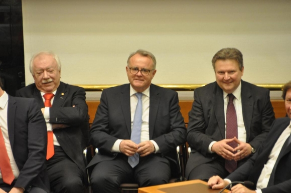 AltLandeshauptmannHansNiesslMitteFotoWilhelmBoehm
