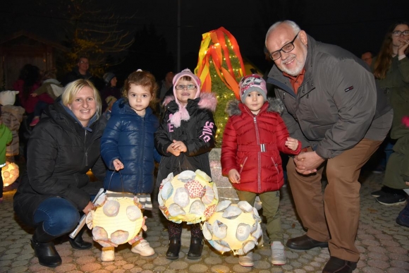 BadenKindergartenAugustinergasseLaternenUmzugMartinsfestFotoSAP