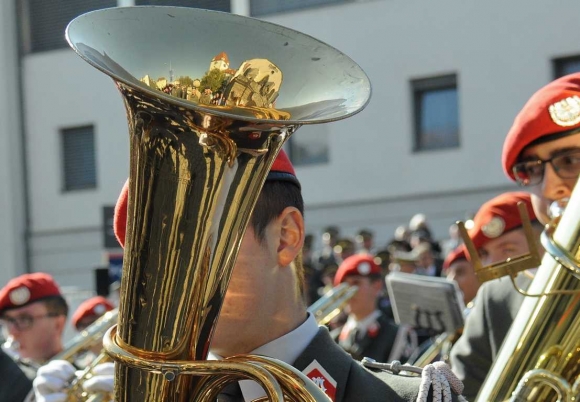2017MilitaerakademieSpiegeltSichInInstrumentFotoPrinzSCHNAPPENat