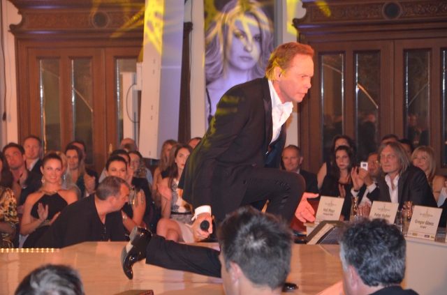 Peter Kraus. Foto: PeWoe PeterKrausShowMissAustriaWahlFotoPeWoe
