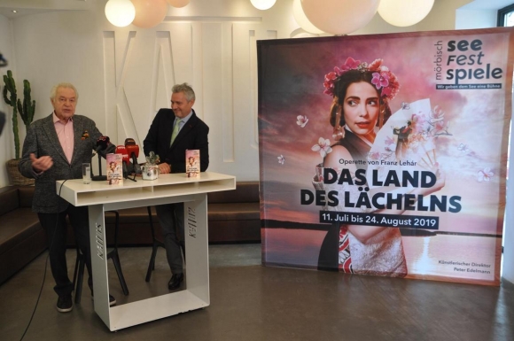 KattusLounge1190WienPressekonferenzSeefestspieleMoerbischFotoWilhelmBoehm