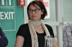 SarahJeanneBabitsSpieltKathiDerZerrisseneNestroyFotoAnnemariePrinz