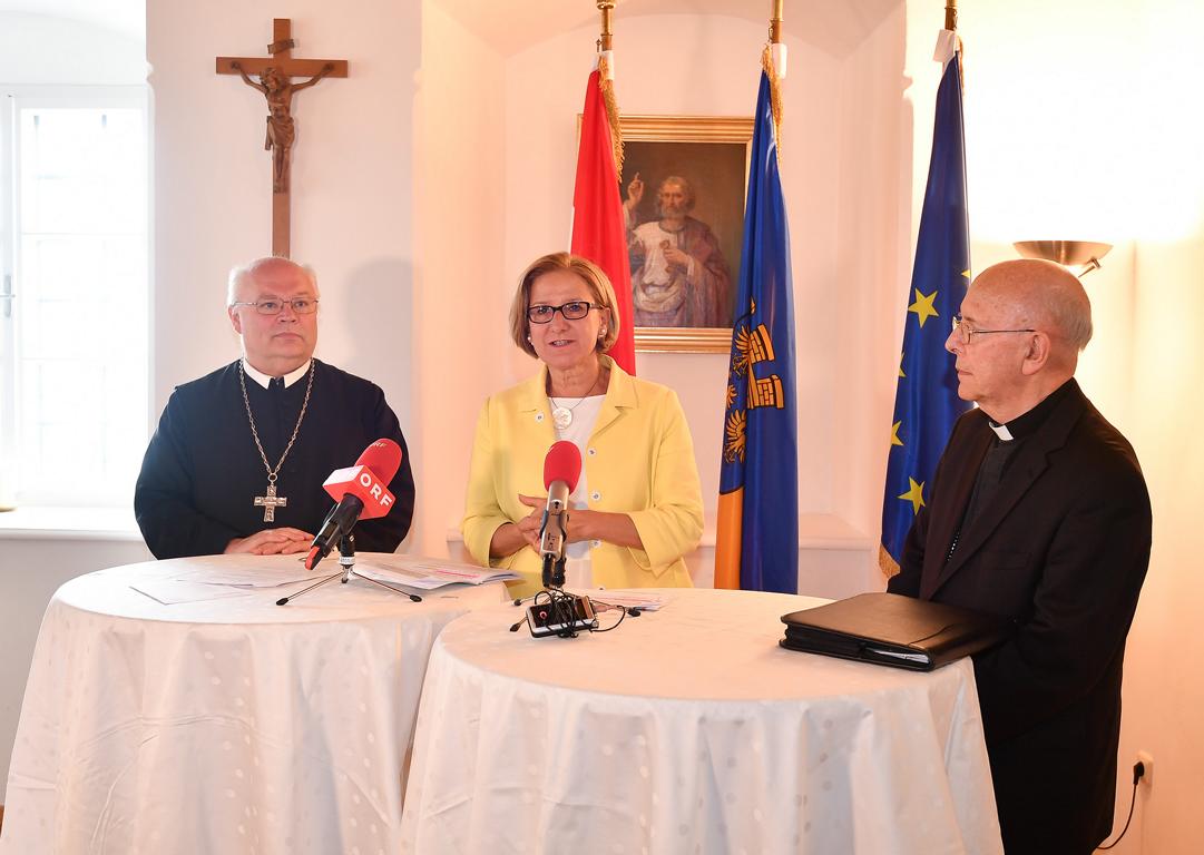 SonntagbergBasilikaAbtPetrusPilsingerLandeshauptfrauJohannaMiklLeitnerDioesesanbischofKlausKuengFotoNLKBurchhart