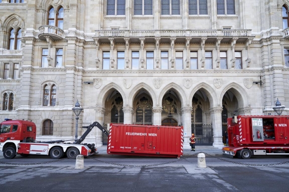 OesterreichWienRathausFeuerwehrNotstromprobeFotoPIDMarkusWache