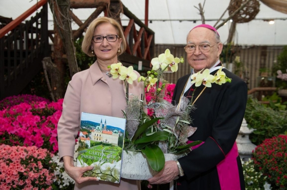 OrchiedeenImStiftKlosterneuburgLandeshauptfrauMiklLeitnerPropstBernhardBackovskyFotoRainerEckfarter