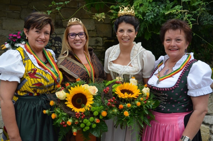 WeinkoeniginnenFotoPeWoe
