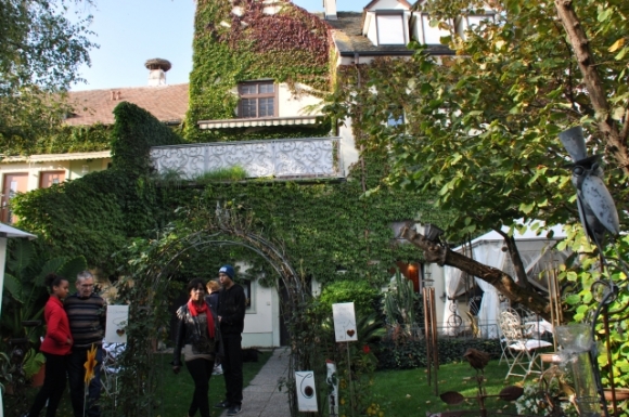 RustAmNeusiedlerseeHausInnenhofFotoPrinz