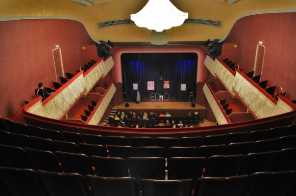 WienerNeustadtStadttheater2RangFotoAnnemariePrinz