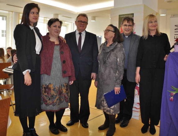 KatholischeFrauenbewegungBenefizSuppenessenEisenstadtFotoPrinzSCHNAPPENat
