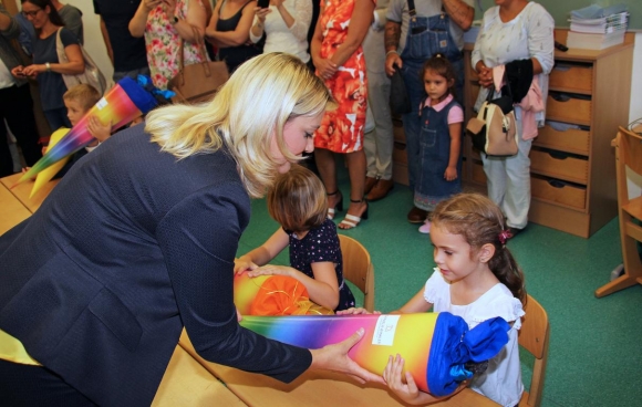 SchultueteFuerTafelklasslerFotoBgldLandesmedienservice