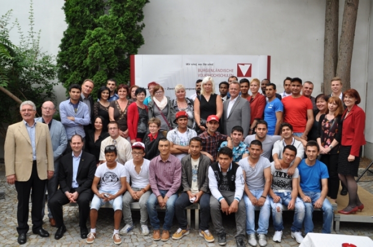 2014VolkshochschuleAbsolventenmitVHSTeam
