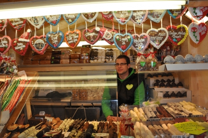 SchokostandChristkindlmarktNeufelderseeFotoAnnemariePrinz