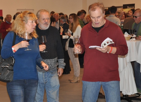 BesucherAufDerWeinBurgenlandMakWienFotoWilhelmBoehm