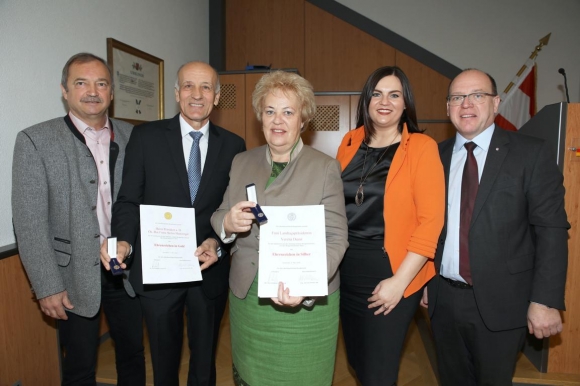 Weinbautag2019EhrungLTPDunst undLWKPraesidentHautzingerFotoBgldLandesmedienservice