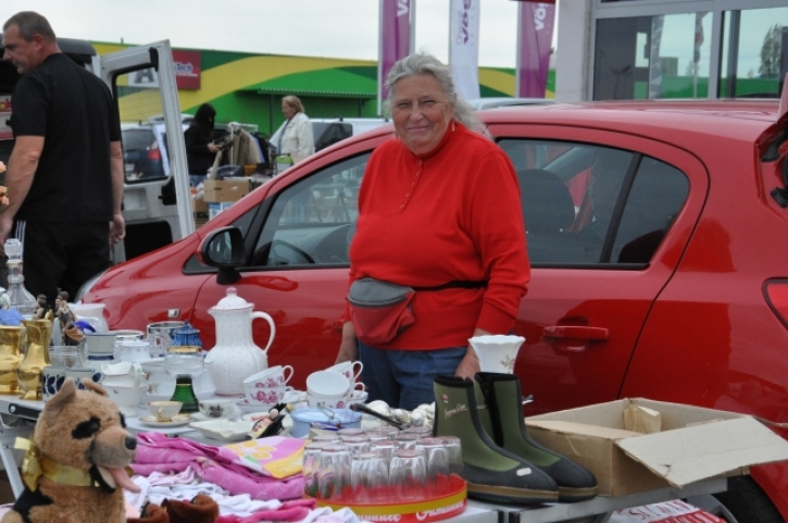 FlohmarktStadlerinWrNeustadtFotoAnnemariePrinz