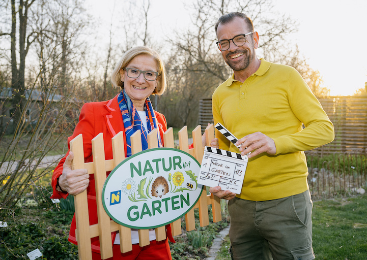 Natur im Garten Markttour in Niederösterreich. Im Bild LH Johanna Mikl-Leitner und Biogärtner Karl Ploberger. Foto: Natur im Garten RKNOEFotocNLKFilzwieser