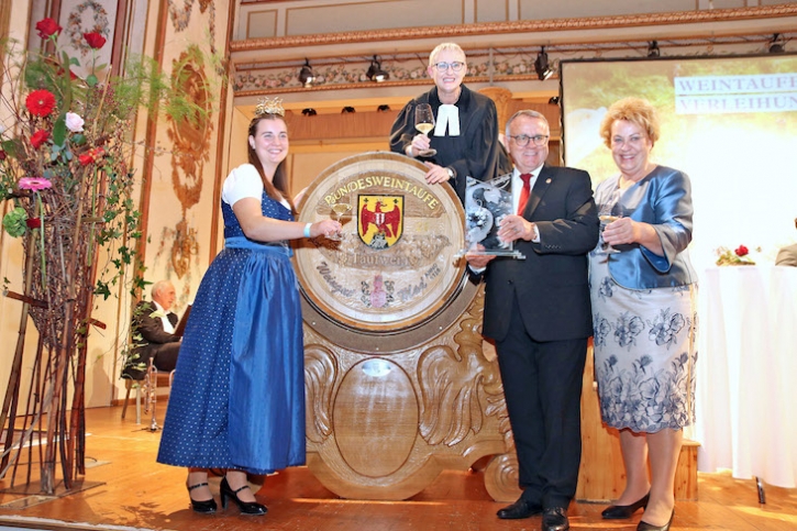 BachhuspreisWeintaufeFotoLandesmedienserviceBurgenland