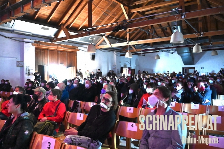 LiteraturKleinkunstfestivalOslipPulikumFotoPrinzSCHNAPPENat