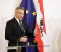 09InnenministerKarlNehammerFotoBKAAndyWenzel