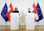 MinisterinElisabethKoestingerVerteidigungministerinKlaudiTannerFotoBKAAndyWenzel