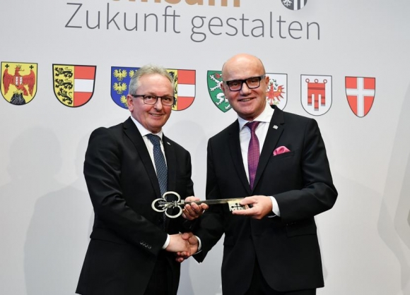 PraesidentschaftwechselBundesratKarlBaderZuRobertSeeberFotoNLKBurchhart